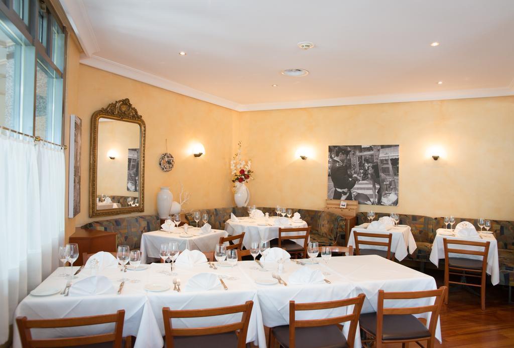 Hotel Fly Away Kloten Buitenkant foto