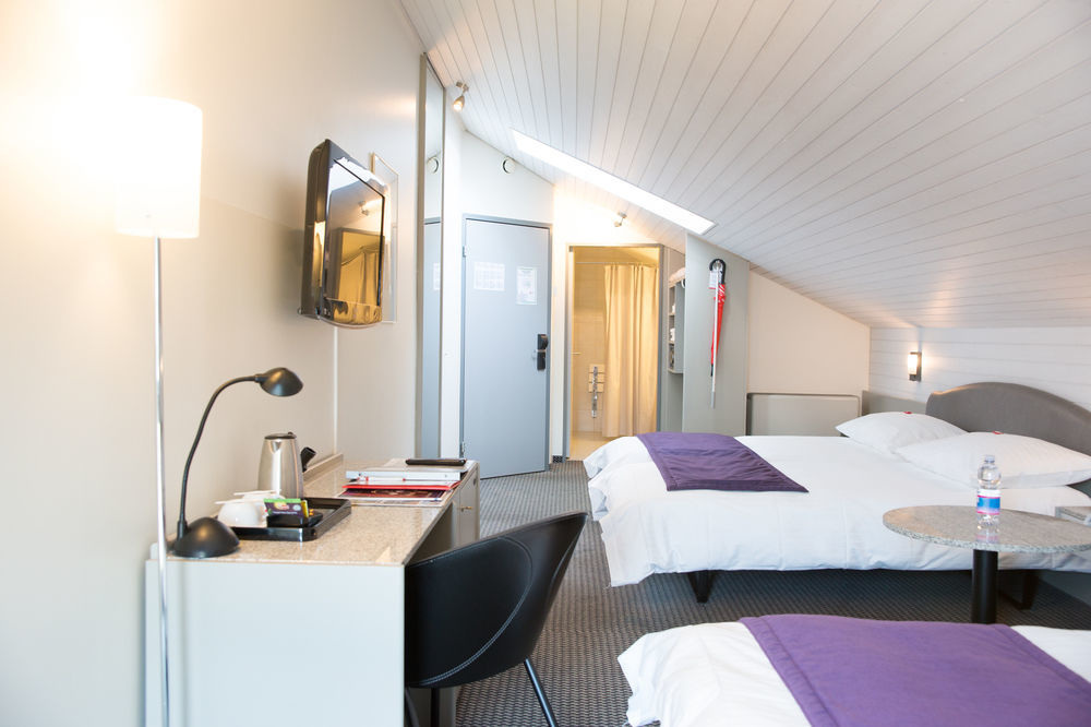 Hotel Fly Away Kloten Buitenkant foto
